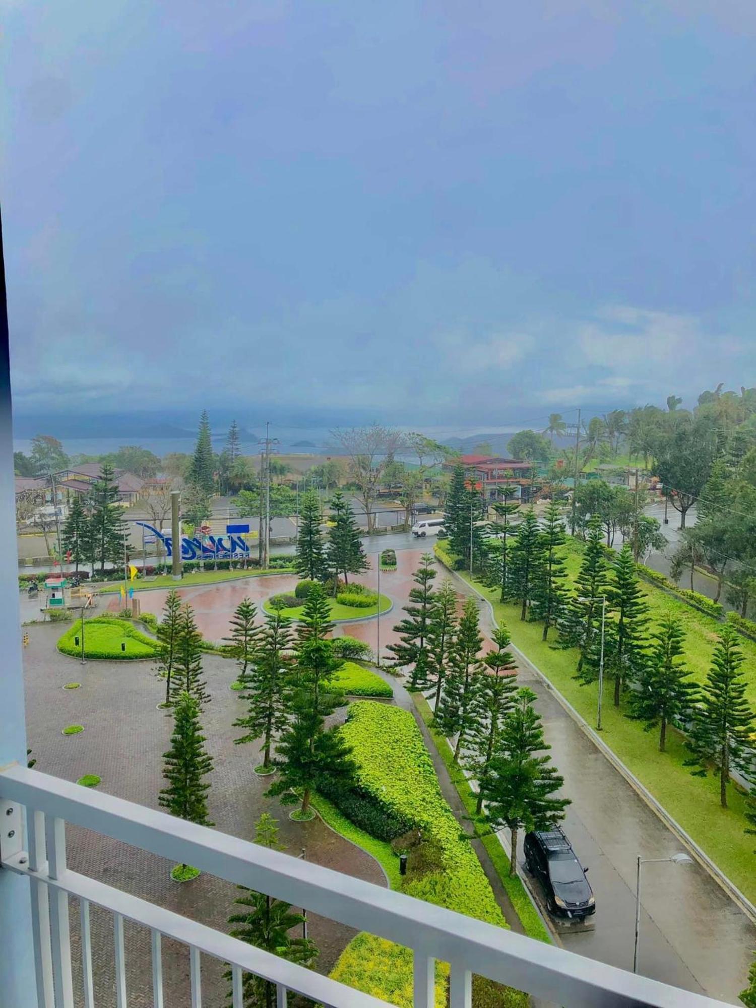 Jt Tagaytay Suites Tagaytay City Buitenkant foto