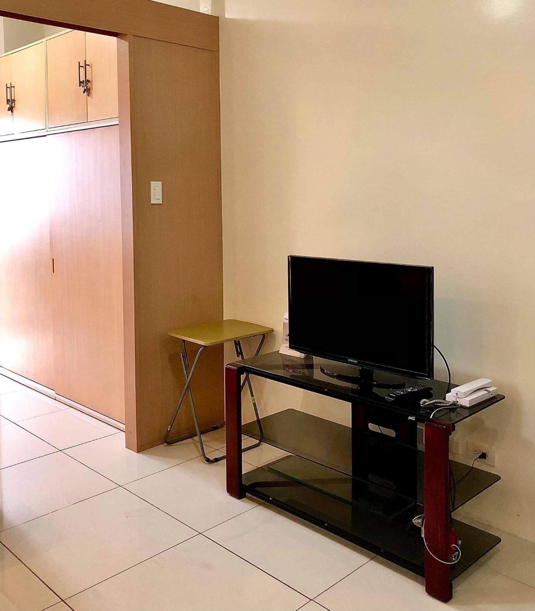 Jt Tagaytay Suites Tagaytay City Buitenkant foto