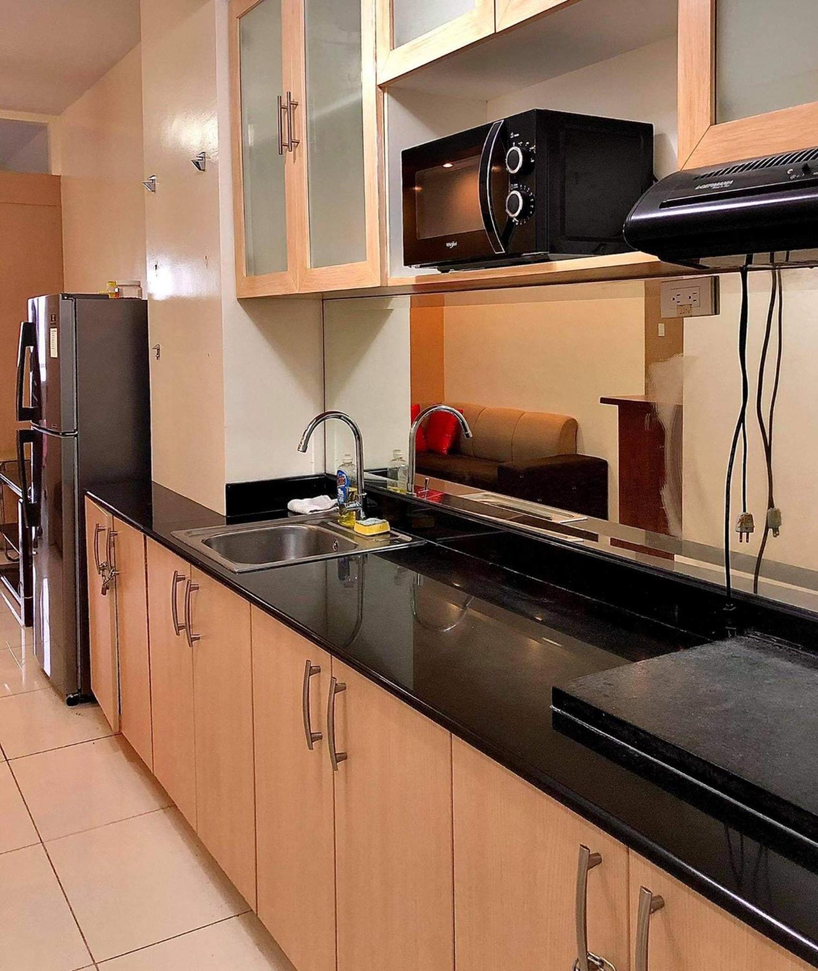Jt Tagaytay Suites Tagaytay City Buitenkant foto