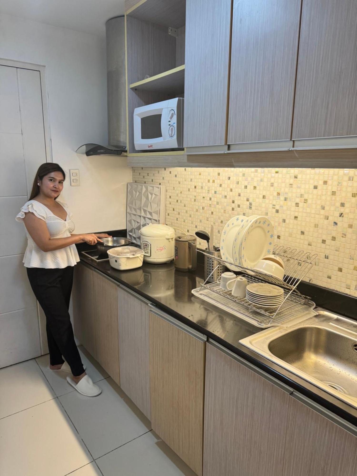 Jt Tagaytay Suites Tagaytay City Buitenkant foto